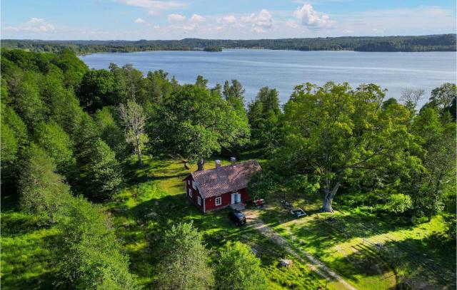 Gorgeous Home In Tranås With Kitchen