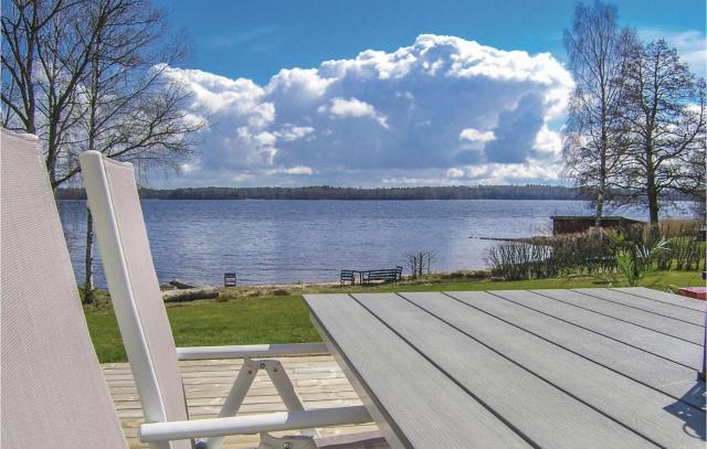 Lovely Home In Bolmsö With Kitchen