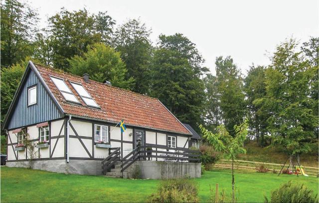 Gorgeous Home In Östra Sönnarslöv With Kitchen