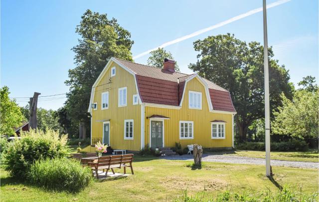 Nice Home In Växjö With Kitchen