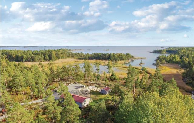 Awesome Home In Ånimskog With House Sea View