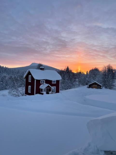 Vålågårdens Värdshus och Camping AB