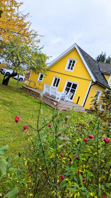 Obstgarten Mörlunda, 5 min zum Badesee, Småland, Sauna