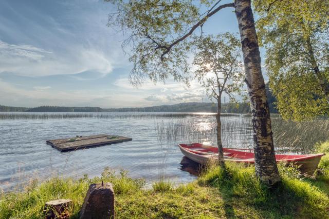 Lake cottage near Isaberg