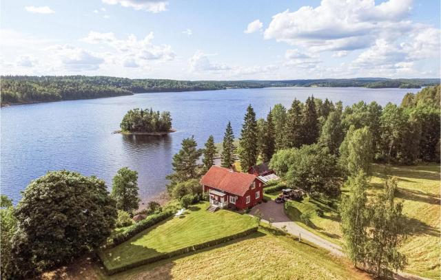 Nice Home In Årjäng With Wifi