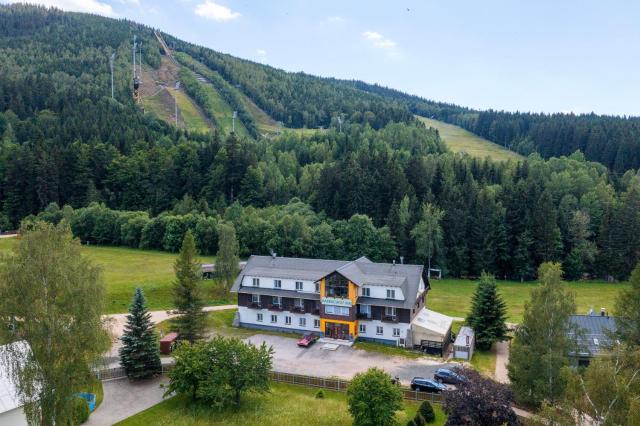 Hotel Harrachov Inn