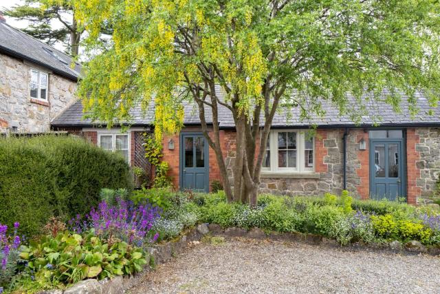 Courtyard Cottage