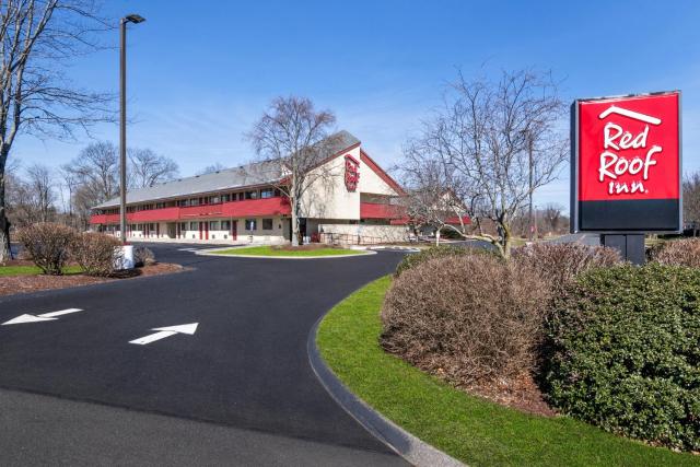 Red Roof Inn Enfield