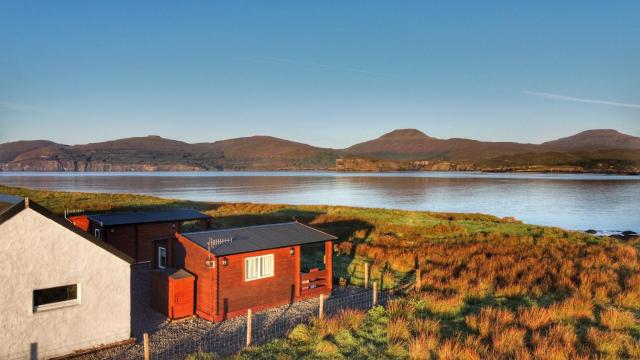 Harlosh Log Cabins