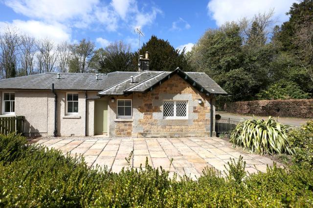 JOIVY The Lodge At Gilmerton House, North Berwick