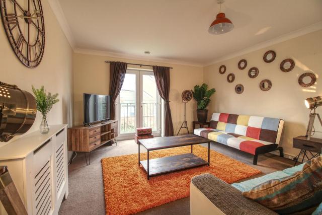 Sunnydale Serviced Apartments - Central Wakefield, spacious apartment