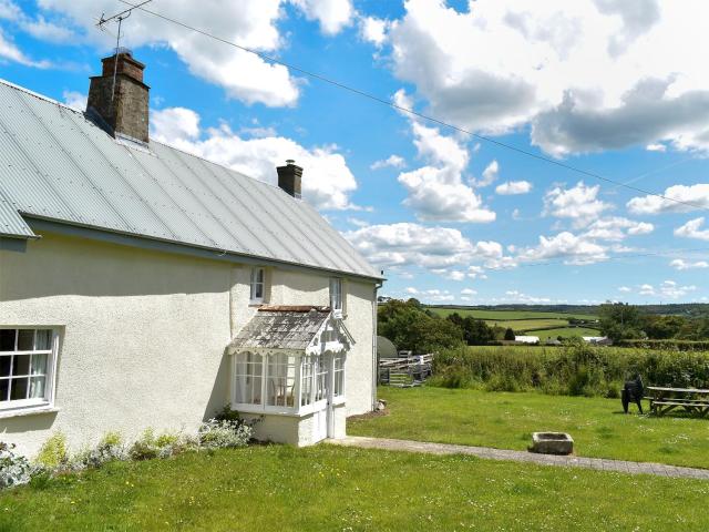 Well Farmhouse - Uk11880