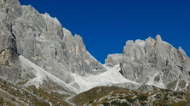 BALCONE SULLE DOLOMITI 2