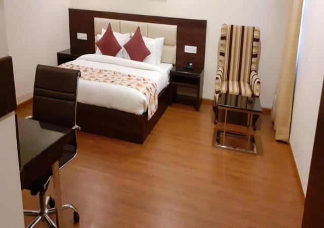 Clarks Inn Suites Katra