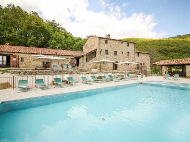 Villa Santarsa con piscina privata