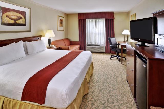 Holiday Inn Express Breaux Bridge, an IHG Hotel