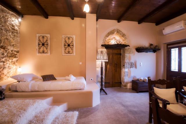 Alia Stone Villa-Ideal for families-Heated pool