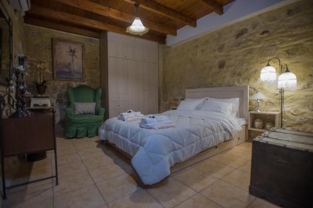 Villa Kamelia-Renovated old house-South Crete