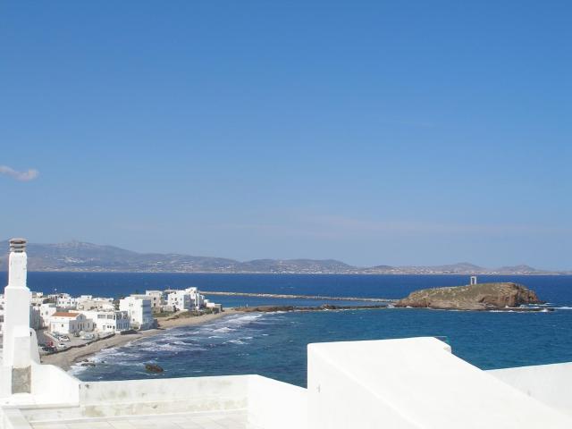 Inaxos studios, viewing Apollo temple.