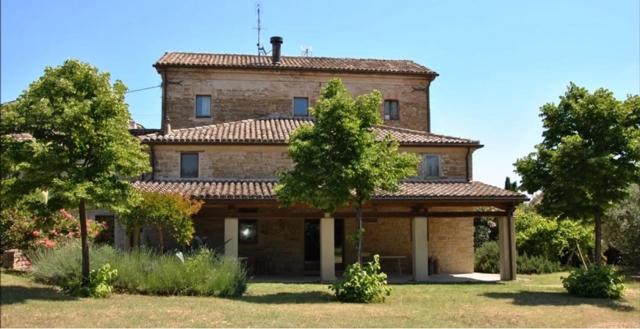 Stone farmhouse in Moie