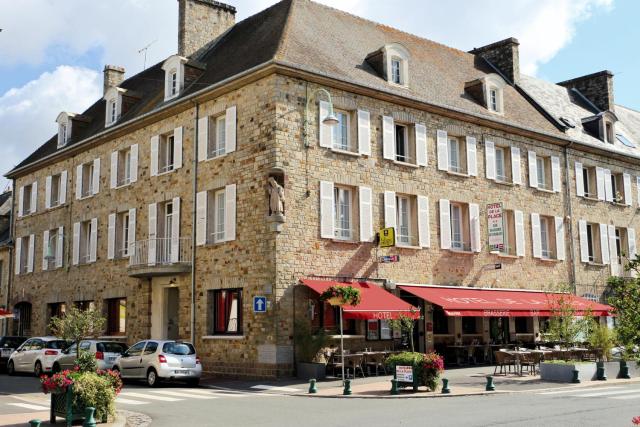 LOGIS -Hotel & Restaurant de la Place