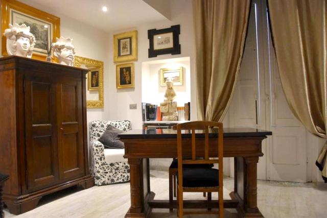 Charming Studio with Balcony in Pisticci 45 m² with Parking