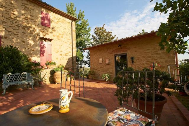 Villa Vestra in Vinci holiday home