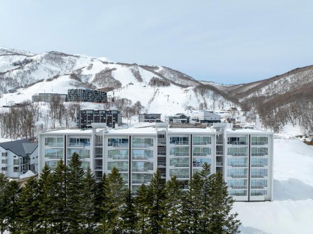 Niseko Landmark View