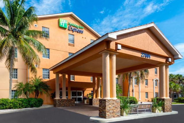 Holiday Inn Express Hotel & Suites Bonita Springs/Naples, an IHG Hotel