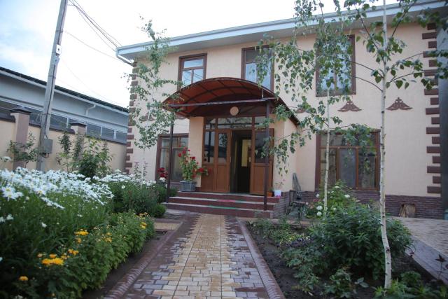 MEDI Guest House