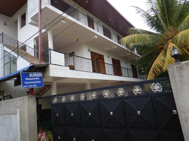 Suwani Pinnawala Homestay