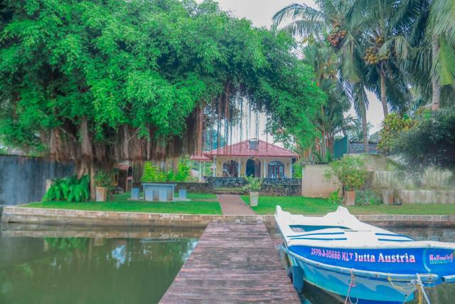 Bentota River Villa