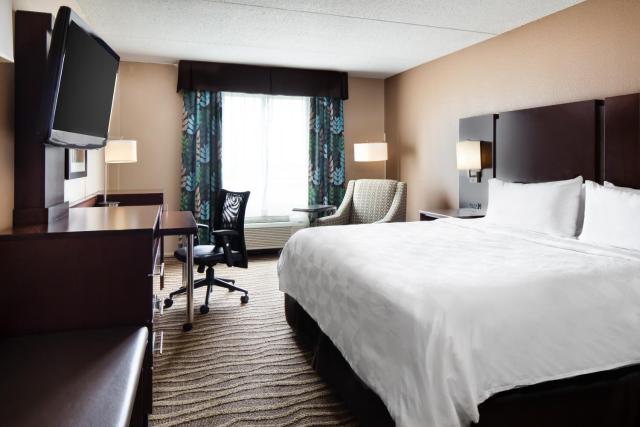 Holiday Inn Hotel & Suites Overland Park-West, an IHG Hotel