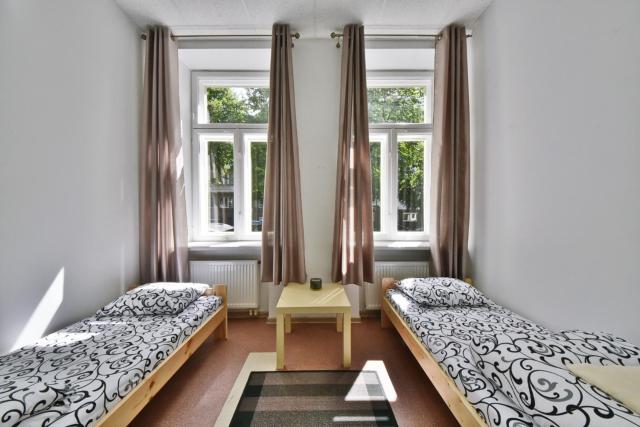 Laisves Avenue Hostel "Easy Kaunas"