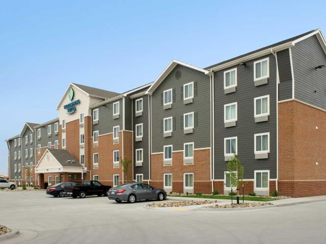 WoodSpring Suites Fargo North Near NDSU