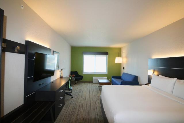 Holiday Inn Express & Suites - Kirksville - University Area, an IHG Hotel