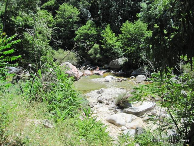 Camping Les Eaux Vives