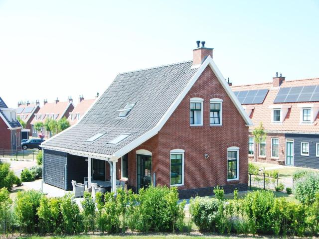 Holiday home with sauna and sun shower in Zeeland