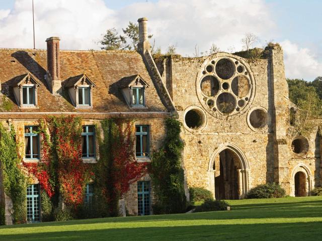 Abbaye Des Vaux De Cernay