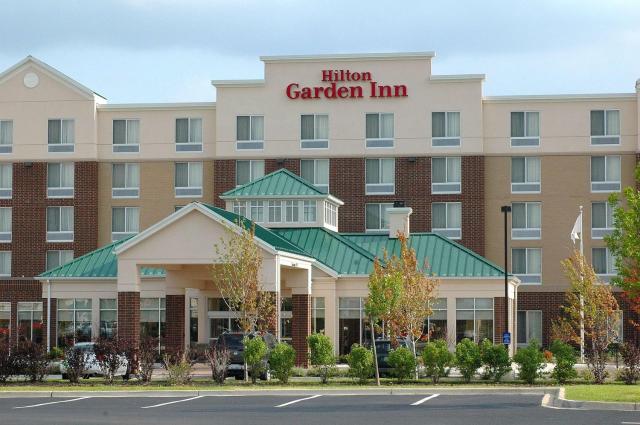 Hilton Garden Inn Naperville/Warrenville