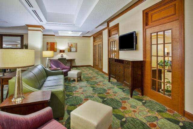 Holiday Inn Express Hotel & Suites Bryan-Montpelier, an IHG Hotel