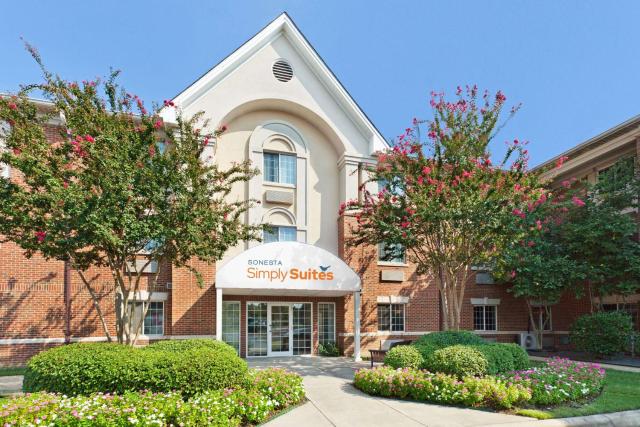 Sonesta Simply Suites Charlotte University