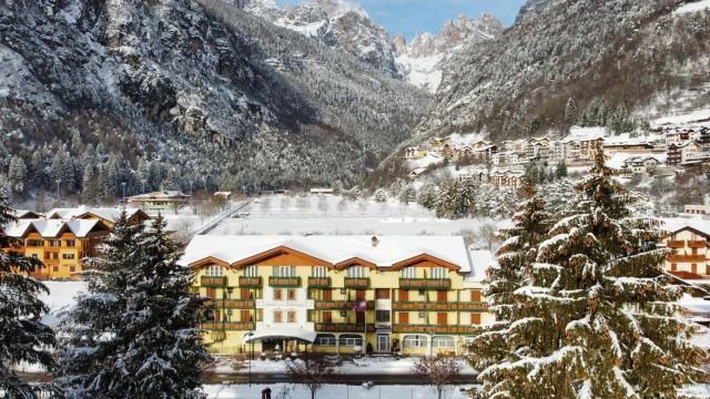 Alledolomiti Boutique Lake Hotel - Adults friendly