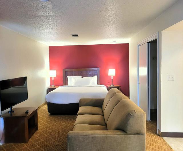 Value Suites Extended Stay - St Louis