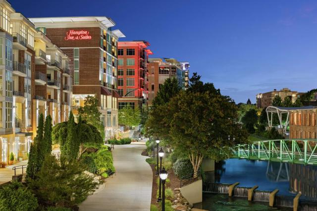 Hampton Inn & Suites Greenville-Downtown-Riverplace