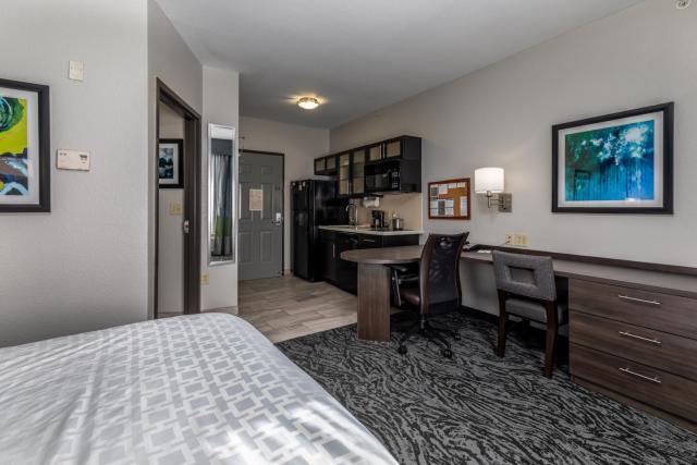 Candlewood Suites Knoxville Airport-Alcoa, an IHG Hotel