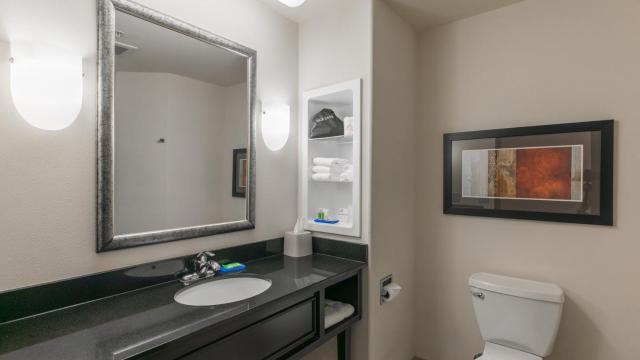 Holiday Inn Express & Suites Oklahoma City NW - Quail Springs, an IHG Hotel