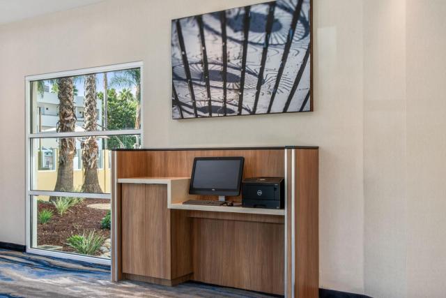 Fairfield Inn and Suites by Marriott San Jose Airport