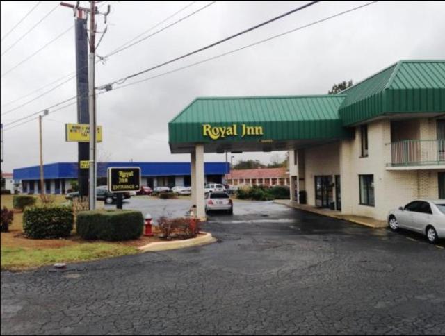 Royal Inn Columbia/Fort Jackson