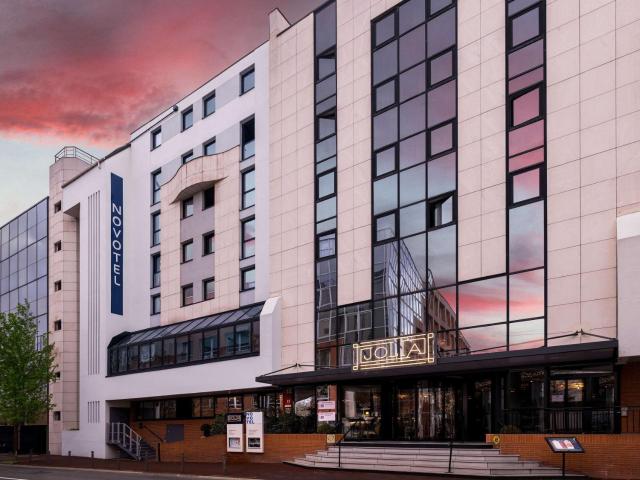 Novotel Paris Suresnes Longchamp